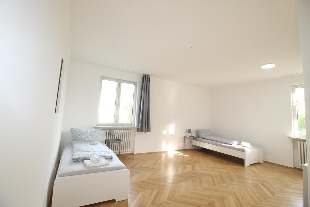 Apartmenthaus Kitzingen - Grosszuegige Wohnungen Fuer Je 6 Personen Mit Balkon Kültér fotó