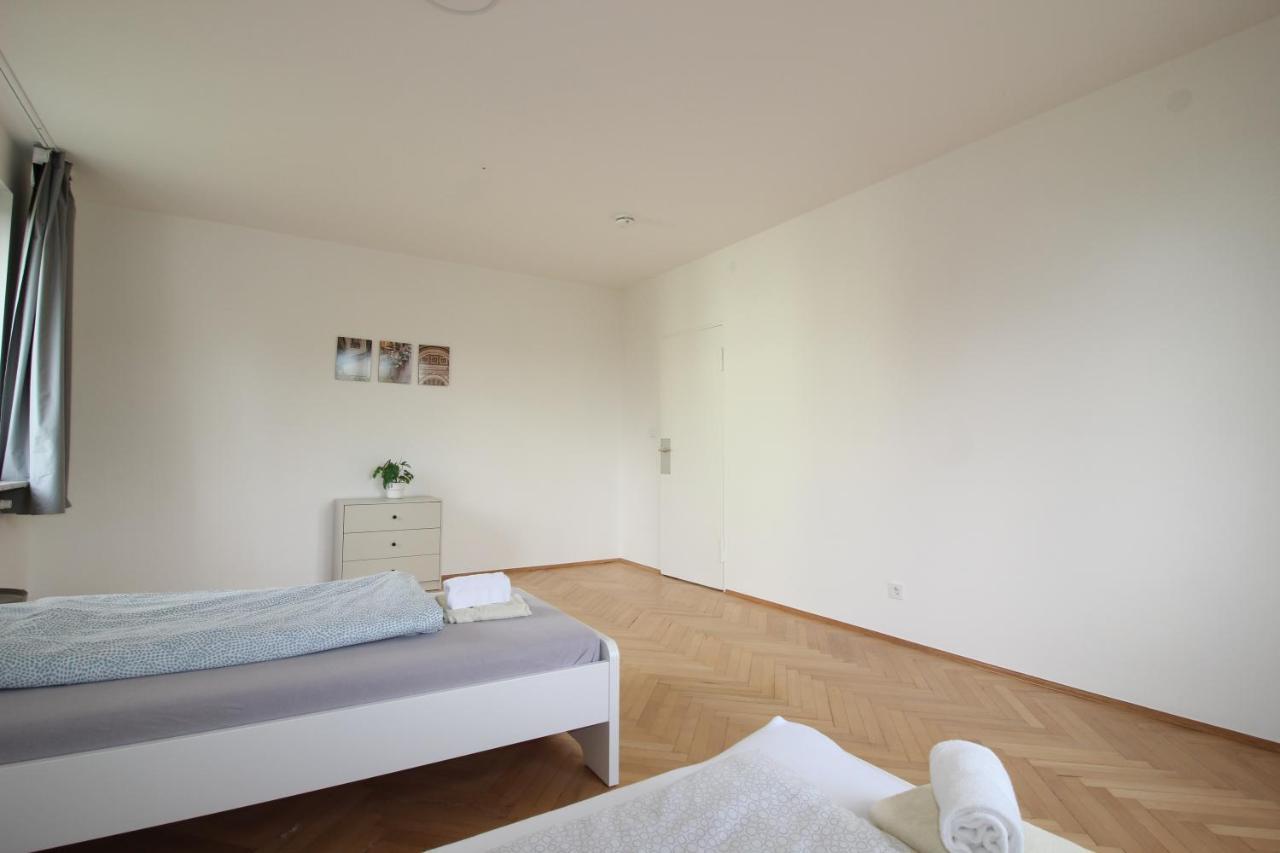 Apartmenthaus Kitzingen - Grosszuegige Wohnungen Fuer Je 6 Personen Mit Balkon Kültér fotó