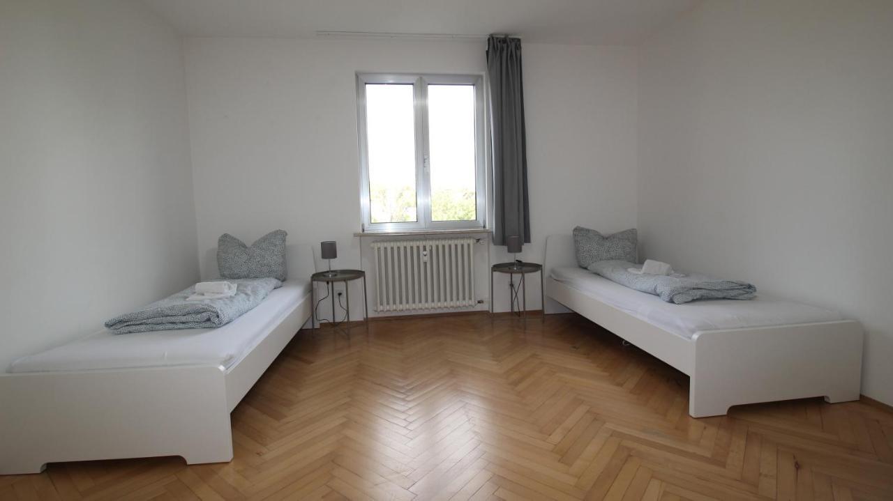 Apartmenthaus Kitzingen - Grosszuegige Wohnungen Fuer Je 6 Personen Mit Balkon Kültér fotó