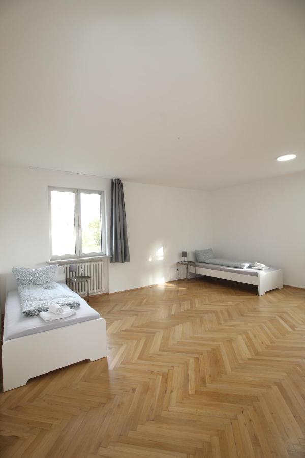 Apartmenthaus Kitzingen - Grosszuegige Wohnungen Fuer Je 6 Personen Mit Balkon Kültér fotó